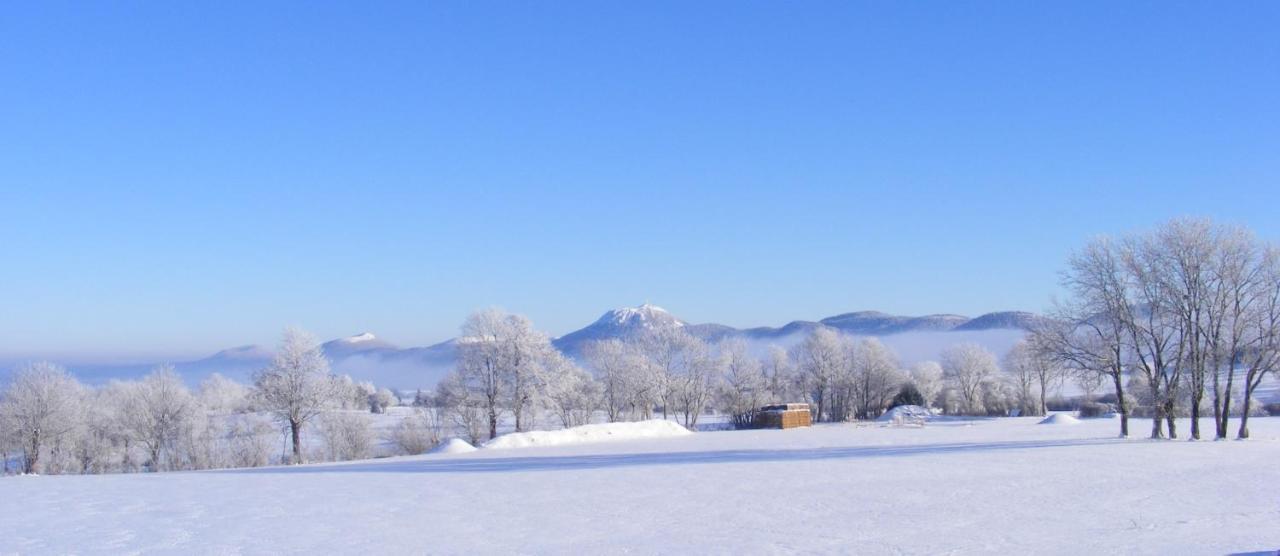 Logis Las Crozas La Poupe Vernines Luaran gambar